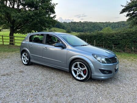 VAUXHALL ASTRA 1.9 CDTi 16v SRi