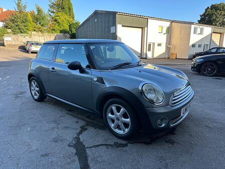 MINI HATCH 1.4 One Graphite Hatch