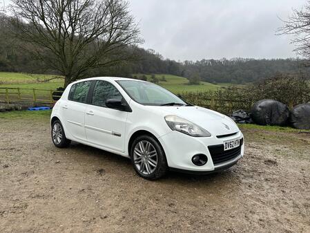 RENAULT CLIO 1.5 dCi Dynamique TomTom